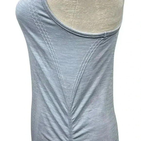 🔥 Host Pick 🔥Athleta light blue racer back Workout tank top size small - Picture 7 of 9